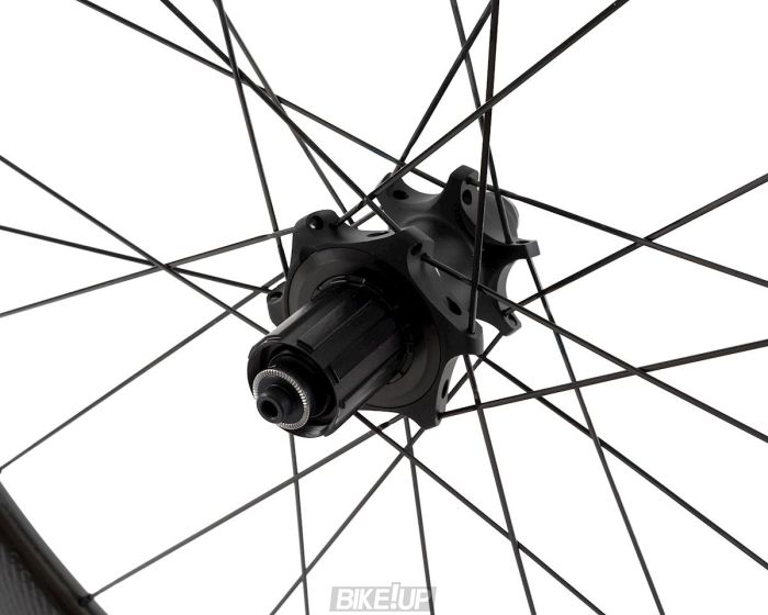 КОЛЕСО ZIPP ЗАД. 404 NSW Carbon Tubeless Rim Brake 700c 24 spokes SRAM 10/11spd QR