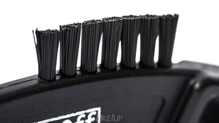 Щітка Muc-Off Claw Brush для трансмісії
